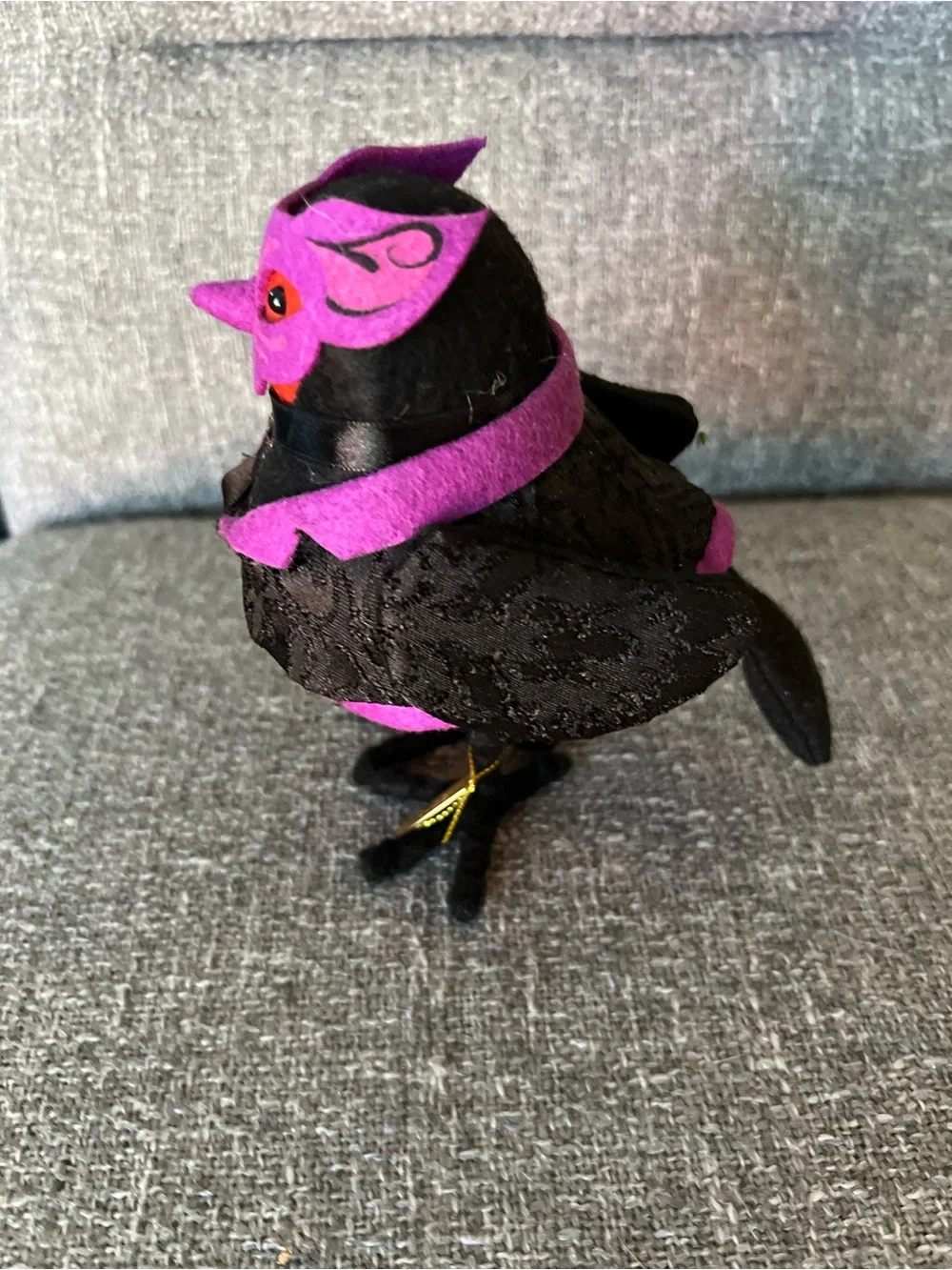 Target Bird Halloween Amethyst-2018